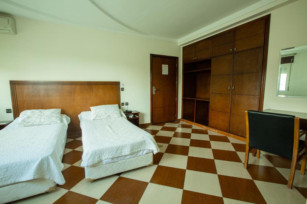 Motel Gzenaya Hajreien エクステリア 写真