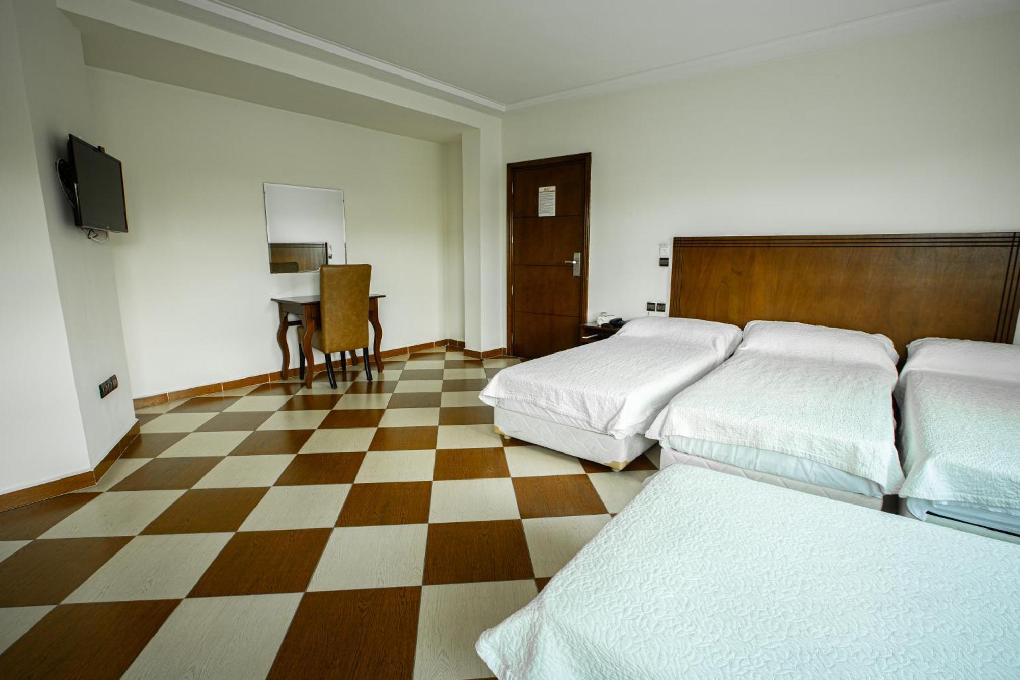 Motel Gzenaya Hajreien エクステリア 写真